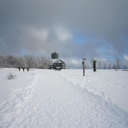 Ferienwohnungen Landgasthof Gilsbach Winterberg Exterior photo