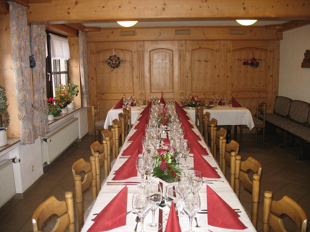 Ferienwohnungen Landgasthof Gilsbach Winterberg Exterior photo